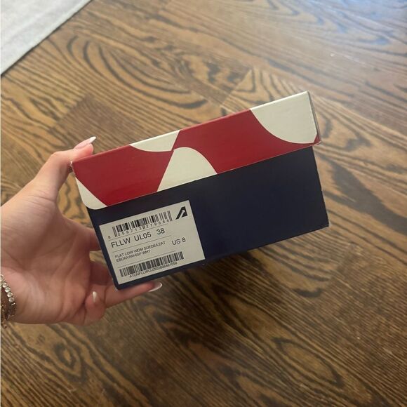 Autry Women's Flat Low Sneakers in Ebony NEW - Picture 4 of 6